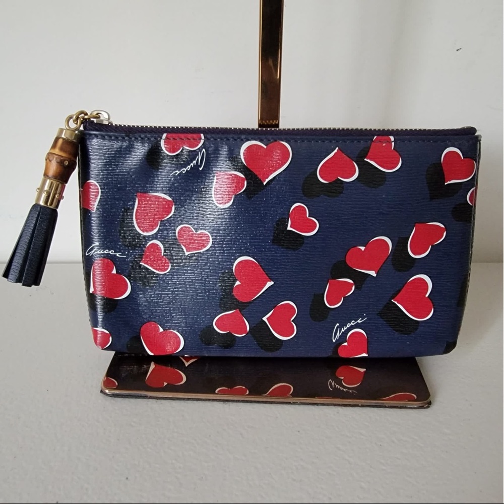 GUCCI Calfskin Heartbeat Print Small Pouch